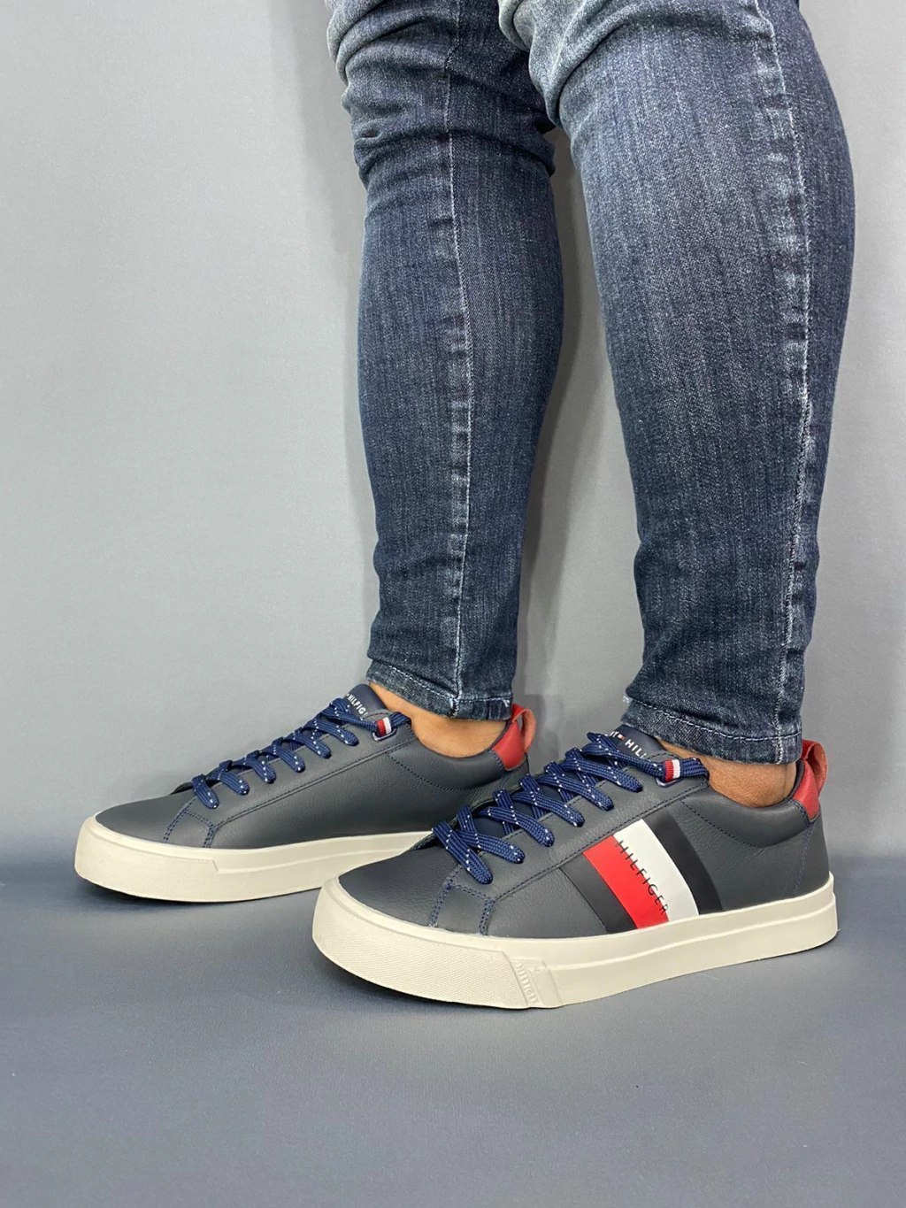 Tênis Tommy Hilfiger Dino 9A Marinho