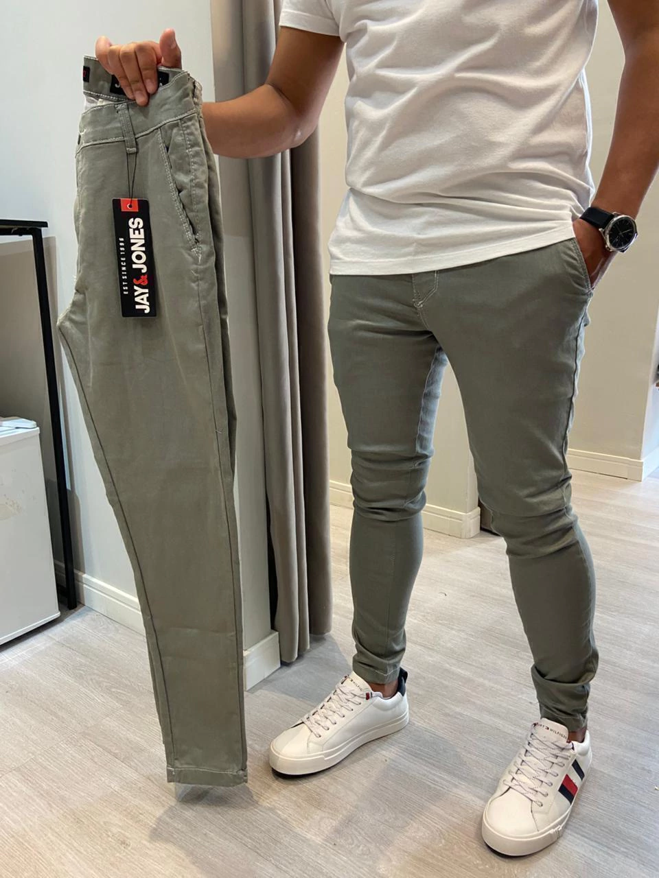 Alfaiataria Jay Jones Cinza Ref 8173