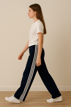 Pantalón tres tiras, frisado. - comprar online