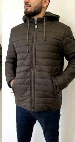 Campera reversible de hombre. Microfibra gamuzada + inflable. Con capucha desmontable. en internet