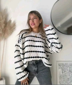 Sweater tejido, con detalle panal. - comprar online