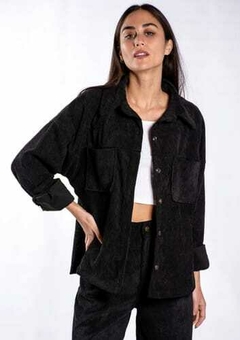 Camisaco oversize de corderoy, con botones. - tienda online