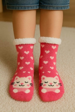 Pantumedia de Niñ@s unisex diseño “animalitos”, de corderito, con base antideslizante. en internet