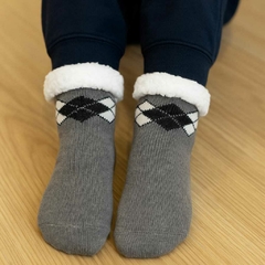Pantumedia de Niñ@s unisex , de corderito, con base antideslizante. en internet