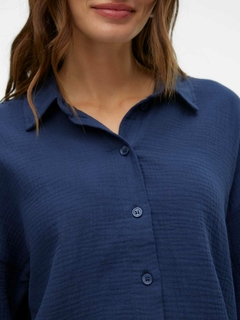 Camisa de crepe, clásica. - Proverbio