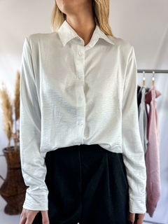 Camisa de raso. en internet