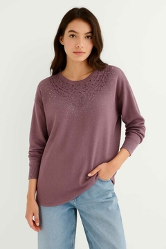 Sweaters de bremer liviano, con diferentes diseños de strass y calados. Importados. Calidad premium. - comprar online