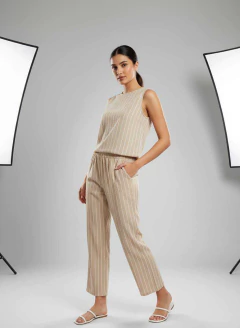 Imagen de Pantalón de crepe rústico, rayado.