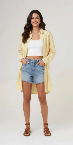 Camisa extra larga de poplin rayado, con bolsillos. - comprar online