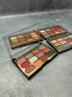 Paleta de sombras miss rose 12 colores en internet