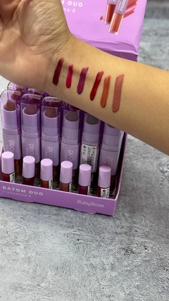 Labial Battom Duo Feels Mood - comprar online