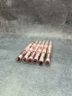 Labial Mely 2 en 1 liner + labial