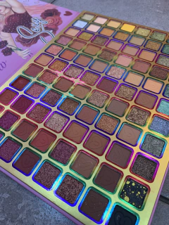 Paleta Only Love Huda New