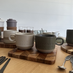 MUG ROMBOS GREEN