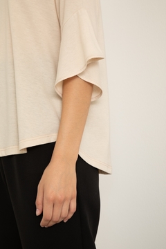 Remera FICUS Inedita - comprar online