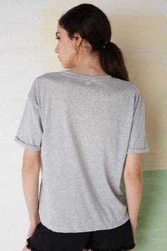 Remera FEMALE Inedita en internet