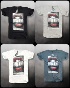 Remera LIPS Battaglia - comprar online