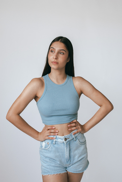 REGATA LUCY AZUL na internet
