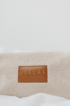 NECESSAIRE TEXTURIZADA