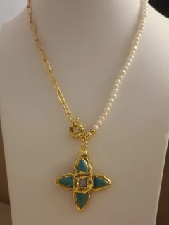 Collar cruz turquesa - comprar online