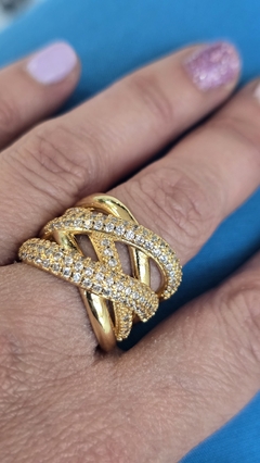 Anillo ancho circones