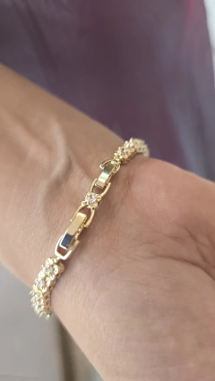 Pulsera flor en internet