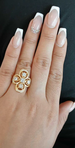 Anillo Isidora