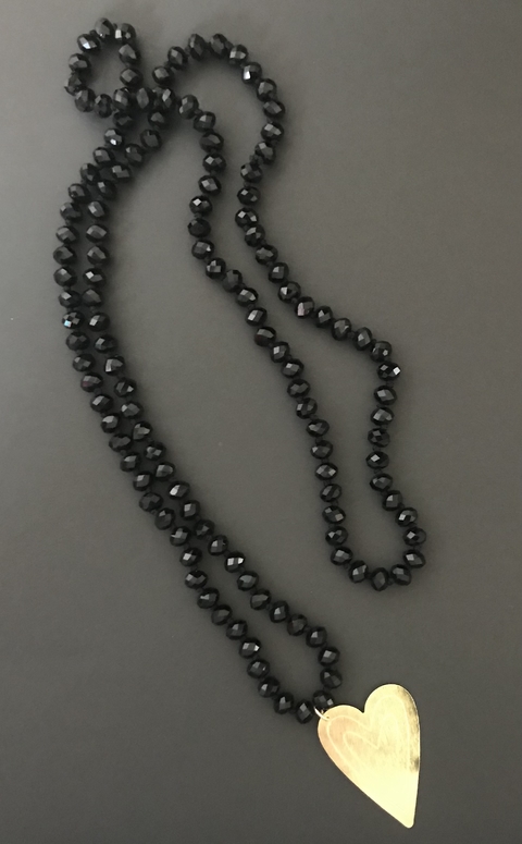 Collar cristales negros corazón