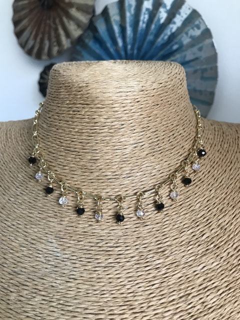 Collar cristales black and white