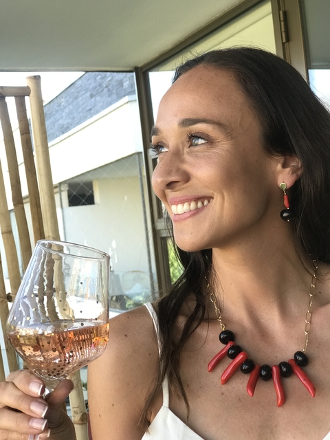 Collar coral con piedra natural