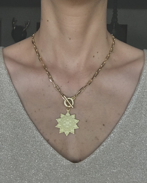Collar mandala sol