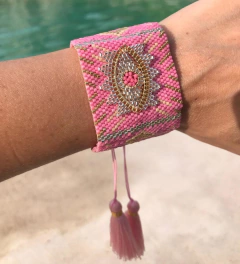 PULSERA ROSADA OJO PROTECTOR