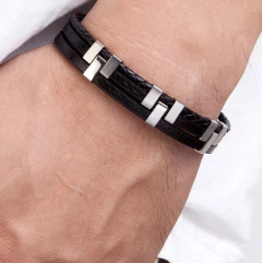 Pulsera negra triple