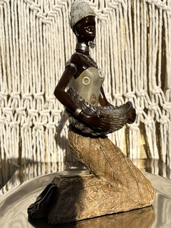Estatua "Mujer Recolectando" - tienda online