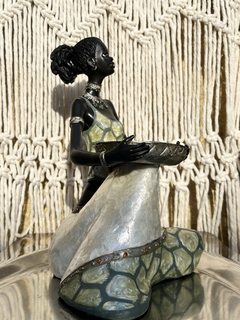 Estatua "Luz Nocturna" - Velas de la Fortuna...Una Joya en Cada Vela