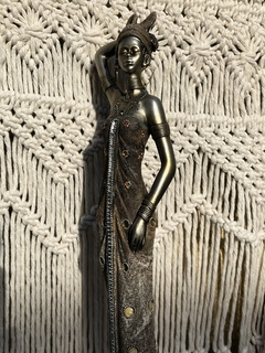 Estatua "Belleza Africana" - Velas de la Fortuna...Una Joya en Cada Vela