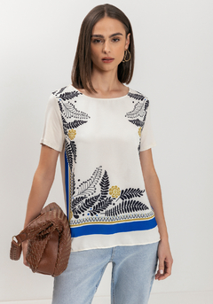 BLUSA ESTAMPADA COM DECOTE REDONDO LEZ A LEZ - comprar online