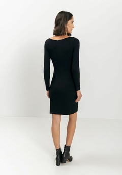 VESTIDO MANGA LONGA CANELADO na internet