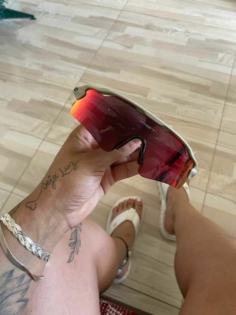 P MATTE BLACK CUSTOM + BRINDE SURPRESA