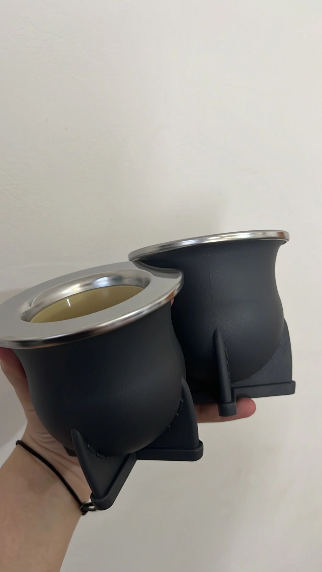 Mate camionero con interior plástico