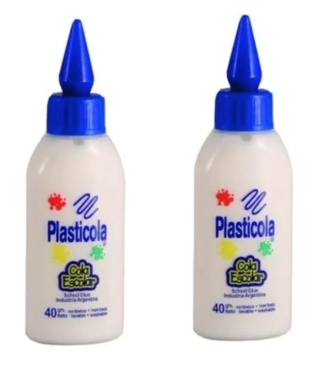 plasticola