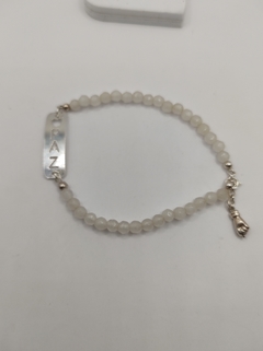 Pulseira placa paz com jade branco - comprar online