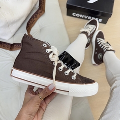 Botinha All Star na internet