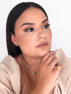 Colar Fita Clarissa na internet