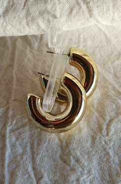 Semi argolla inflada dorada - comprar online