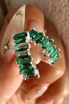 Aros huggies piedras verde