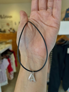 Collar- cordon negro - comprar online