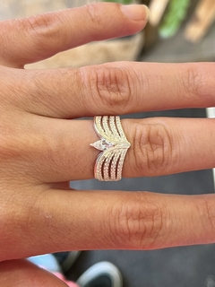 Anillo Tridente