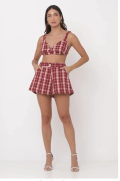 Shorts Curto Gode Xadrez na internet