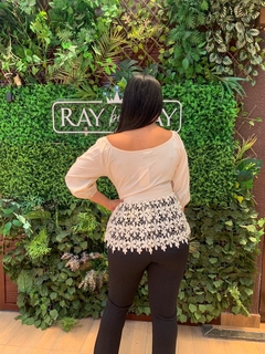 Blusa Renda Bia Creme - comprar online